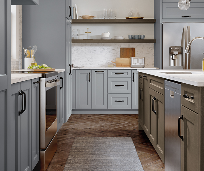 Casual Kitchen Cabinets in Neptune and Fieldstone